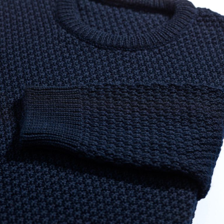 How to wear navy - Alexandra Wood