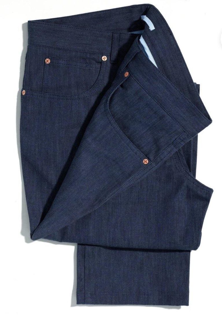 The perfect jeans to wear for your smart/casual look - Alexandra Wood